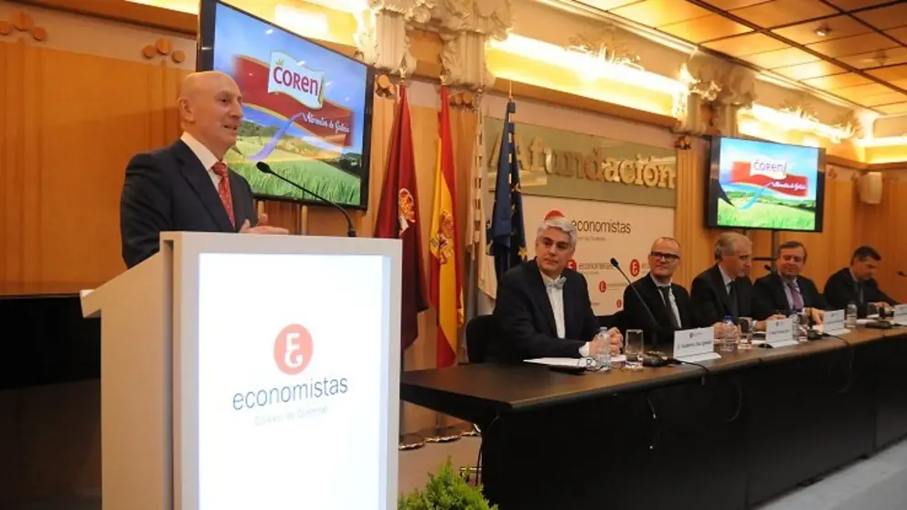 Intervenci&oacute;n de Manuel G&oacute;mez-Franqueira tras ser nombrado Colegiado de Honor del Colegio de Economistas de Ourense./RAMS&Eacute;S.