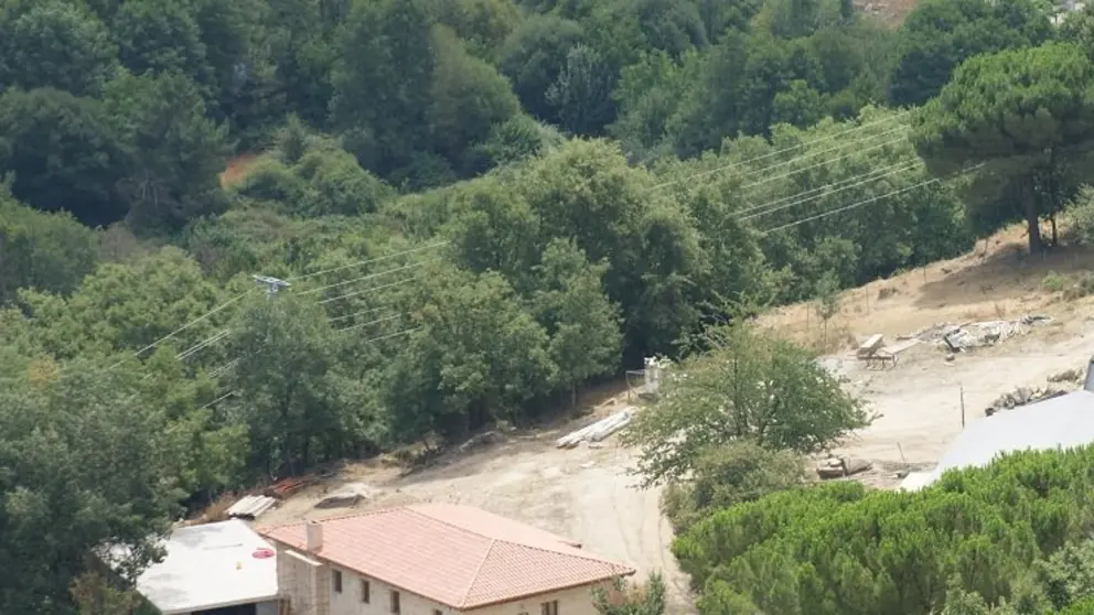 &bull;	El 85% de los casi 60.000 kil&oacute;metros de l&iacute;neas el&eacute;ctricas de la compa&ntilde;&iacute;a en Galicia son a&eacute;reas y, por lo tanto, afectadas en gran medida por arbolado.
