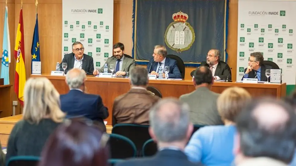 De izquierda a derecha: Ricardo A&ntilde;&oacute;n, Roberto Rodr&iacute;guez, Adolfo Campos, Alejandro Izuzquiza y Francisco Infante.