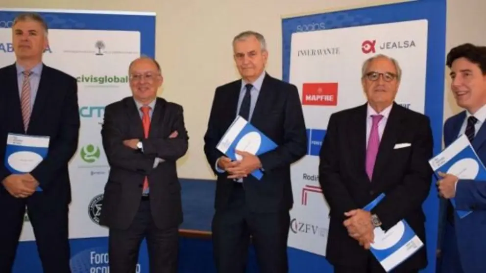Santiago Lago, Fernando Gonz&aacute;lez Laxe, Jos&eacute; Luis G&oacute;mez, Emilio P&eacute;rez Nieto, en la presentaci&oacute;n del Anuario 2018.