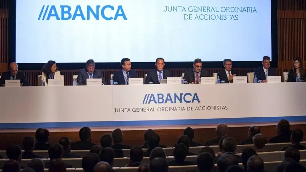 Escotet presidi&oacute; la junta general de accionistas de Abanca en A Coru&ntilde;a.
