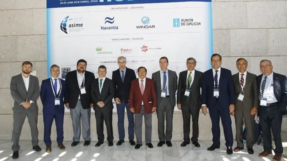 Autoridades y organizadores en el III Galician Offshore International Hub, en Ferrol.