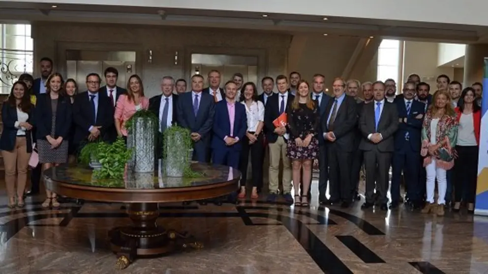 Representantes de las agrupaciones empresariales que asistieron al I Foro Sectorial e Industrial de Galicia.
