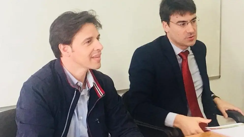 Pablo B&uacute;a (Responsable de RRHH do grupo Aceuve) e David Sobral (Secretario Xeral de Fegape.