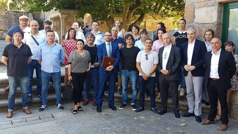 Participantes del segundo coworking del Saln&eacute;s, en su sede en Vilanova de Arousa.