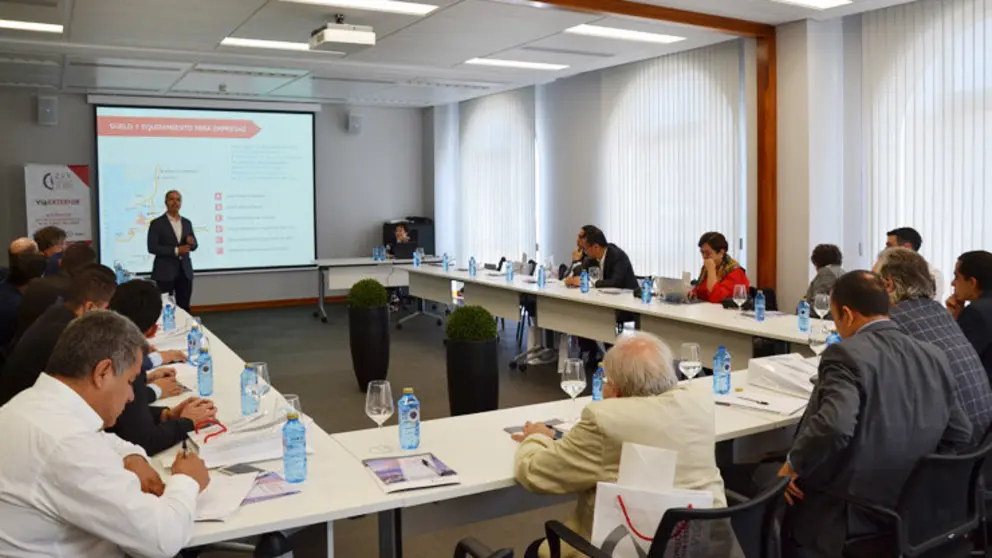 David Regades explic&oacute; las ventajas de Zona Franca a tres departamentos que constituyen el llamado &ldquo;eje cafetero&rdquo; de Colombia