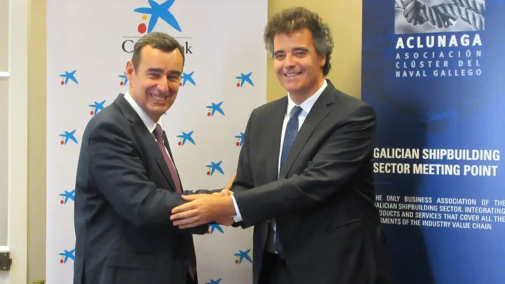 Emilio Barreiro y Marcos Freire firmaron el convenio de incorporaci&oacute;n de Caixabank a Aclunaga.