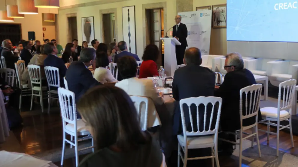 Francisco Conde, en la jornada sobre los hubs de innovaci&oacute;n digital, en Santiago.
