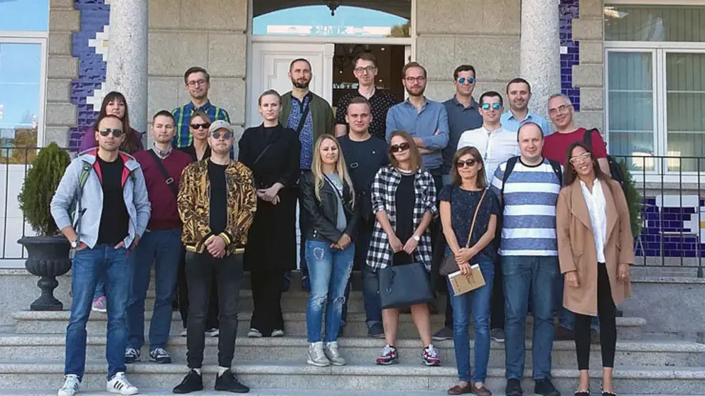 Grupo de sumilleres polacos que participan en la misi&oacute;n inversa en R&iacute;as Baixas.