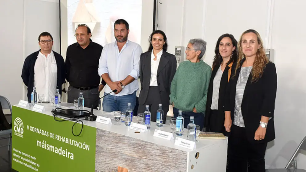 Participantes en las V Jornadas de Rehabilitaci&oacute;n M&aacute;sMadera.