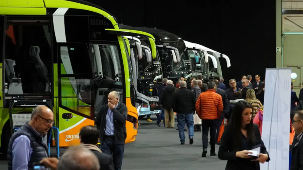 P&uacute;blico en ExpoBus Iberia.