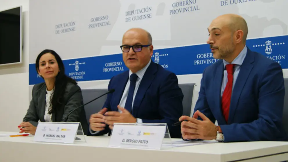 Patricia Garc&iacute;a,  Manuel Baltar, y Sergio Prieto analizaron el informe del comercio exterior del sector agroalimentario. /P.L.