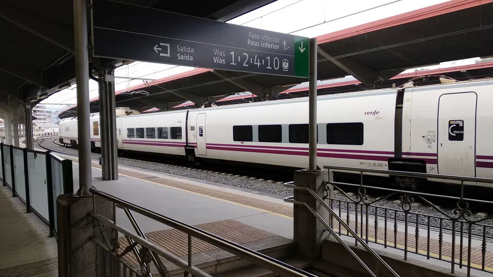 Estaci&oacute;n de tren de Ourense.