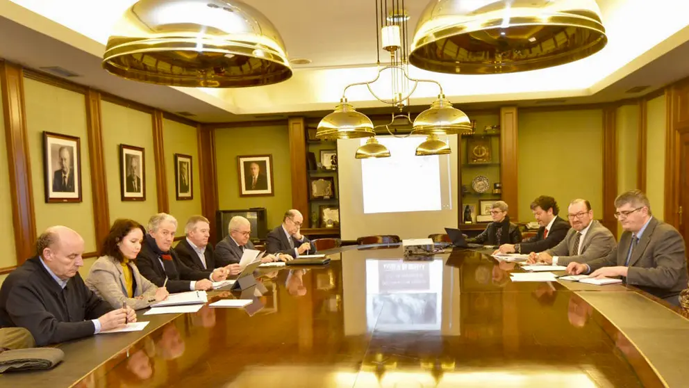 Reuni&oacute;n entre representantes de la C&aacute;mara de Santiago, la USC y el &Aacute;rea Empresarial del Tambre.