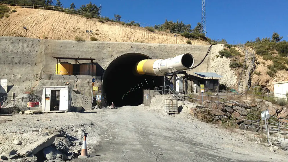 Obras en la v&iacute;a de alta velocidad a Galicia.