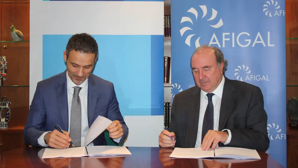 Roberto Matarraz, director de Pymes de la Territorial Noroeste de BBVA, y Manuel Alonso, director general de AFIGAL.