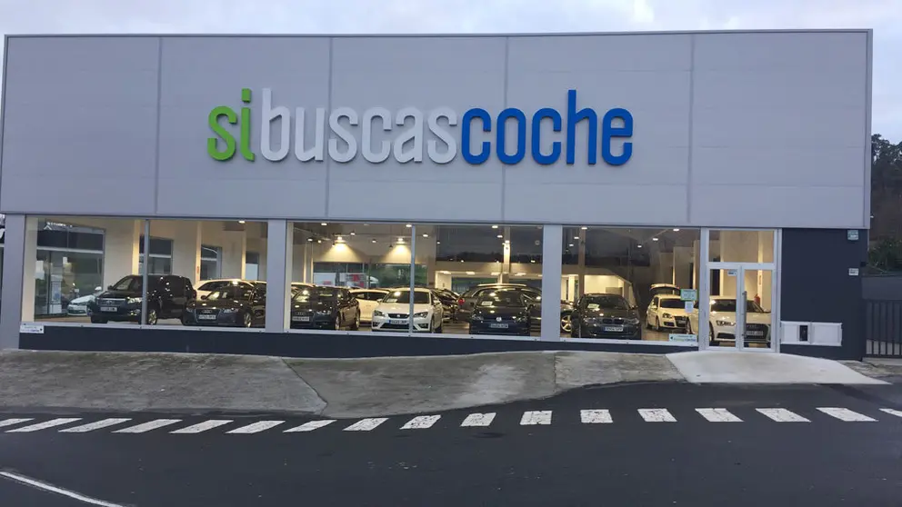 Fachada de uno de los dos establecimientos de Sibuscascoche en Galicia.