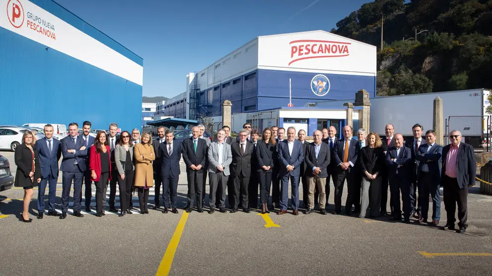 Los miembros del consejo asesor de Fundaci&oacute;n Inade realizaron una visita a la planta de producci&oacute;n de surimi de Nueva Pescanova.