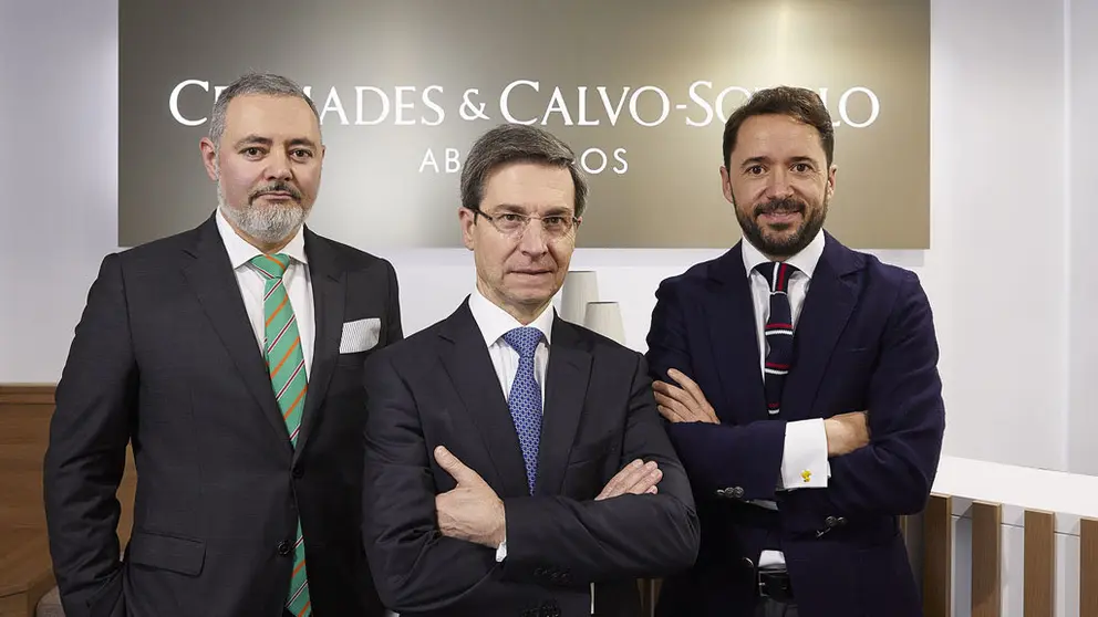 Alberto Garc&iacute;a Ramos, F&eacute;lix Ferre&ntilde;o Mart&iacute;nez y Atilano V&aacute;zquez, socios de Cremades & Calvo-Sotelo.
