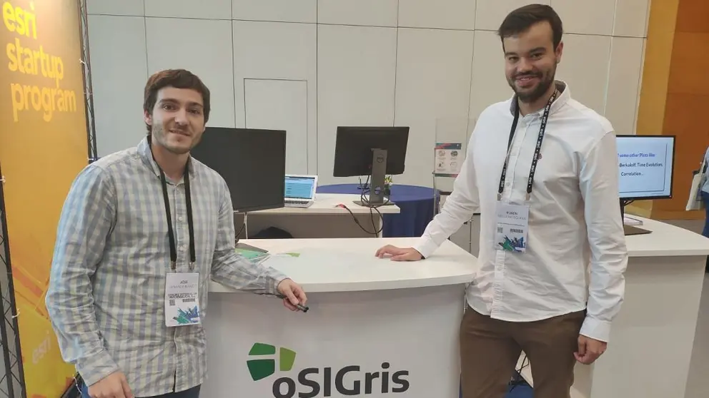 Jose Senande, CEO de oSIGris, y Rub&eacute;n Mella, responsable de gesti&oacute;n y ventas.