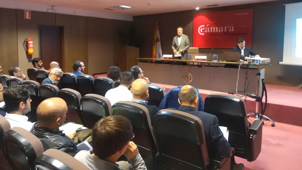 Jos&eacute; Carballo e Joaqu&iacute;n L&oacute;pez informaron das axudas do Inega para renovables.