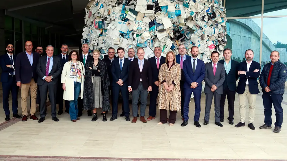 Asistentes al acto de creaci&oacute;n del Cl&uacute;ster de la Funci&oacute;n Log&iacute;stica de Galicia.