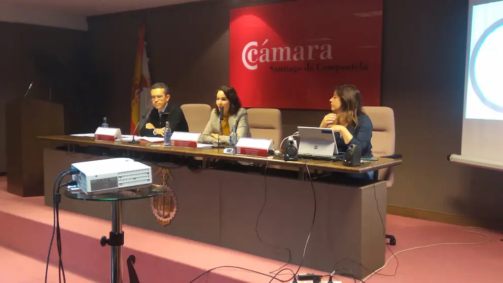 Ponentes de la jornada sobre control de los horarios en la C&aacute;mara de Santiago.