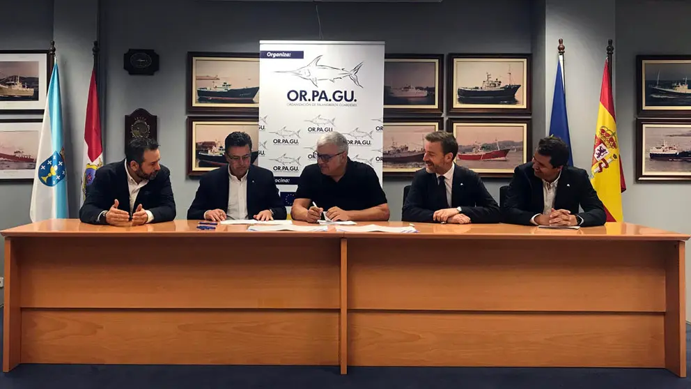 A firma do convenio con Abanca tivo lugar na sede de Orpagu na Guarda.