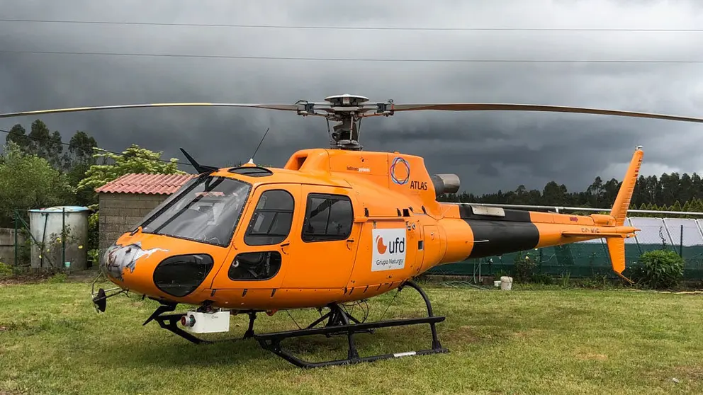 Los drones complementan la supervisi&oacute;n que se hace a trav&eacute;s de operarios y de vuelos con helic&oacute;pteros.