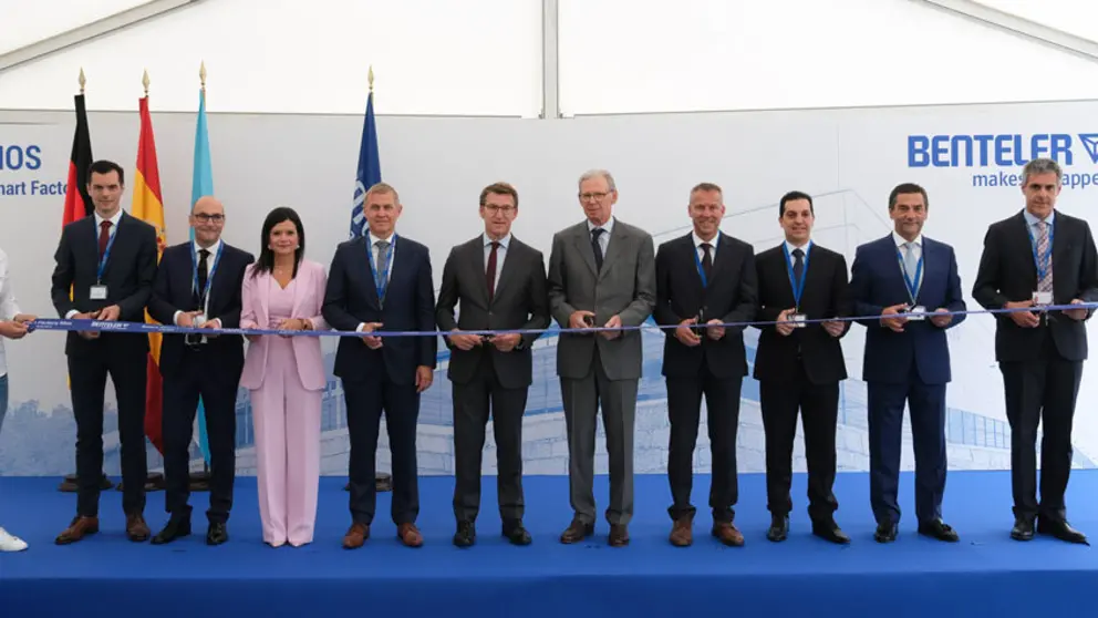 Acto de inauguraci&oacute;n de la nueva planta de Benteler en Mos.