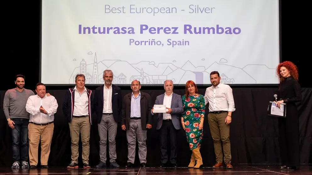 Personal de Inturasa Porri&ntilde;o recogi&oacute; el premio entregado en una gala en Reikiavic.