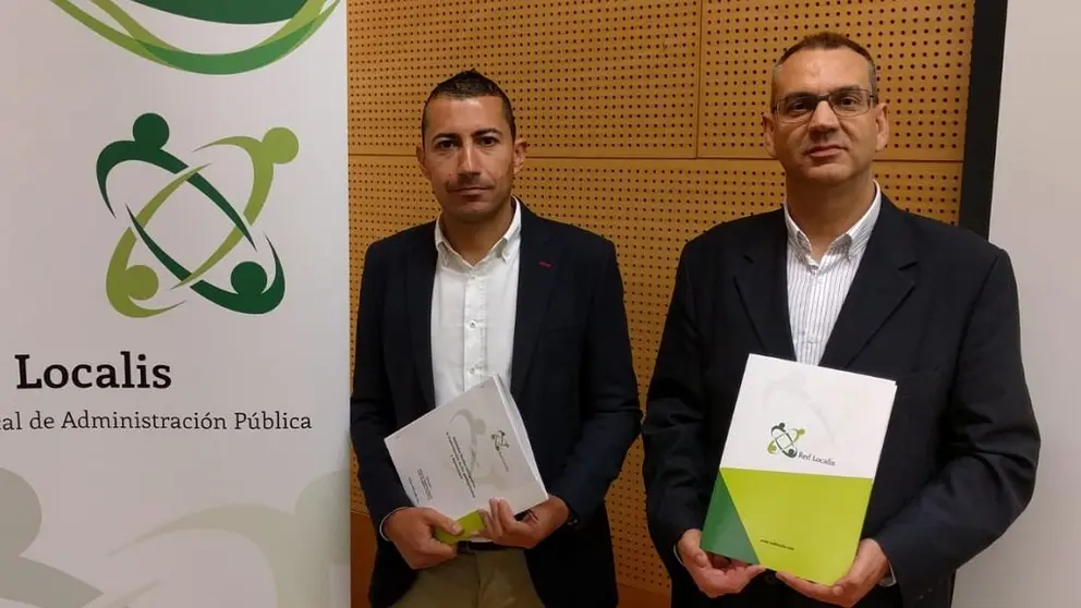 Juan Marquina y Alberto Vaquero, autores del documento de Red Localis.