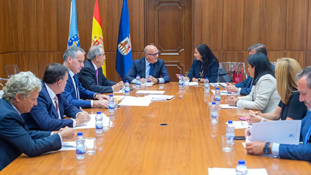 C&iacute;rculo de Empresarios reuni&oacute; este mi&eacute;rcoles a su junta directiva en la Diputaci&oacute;n de Ourense. /A.PAZ.