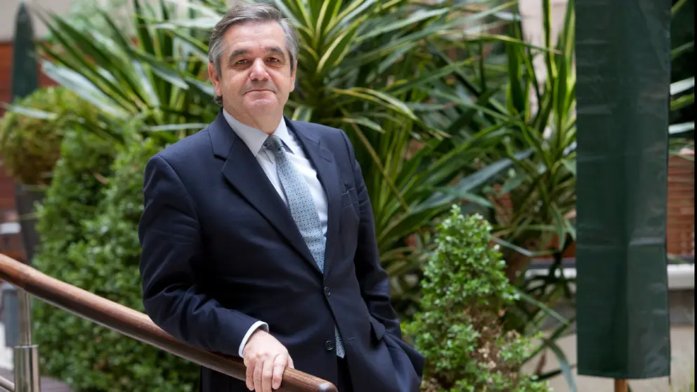 Juan G&uuml;ell Cancela./A.MART&Iacute;N ESCUDERO.