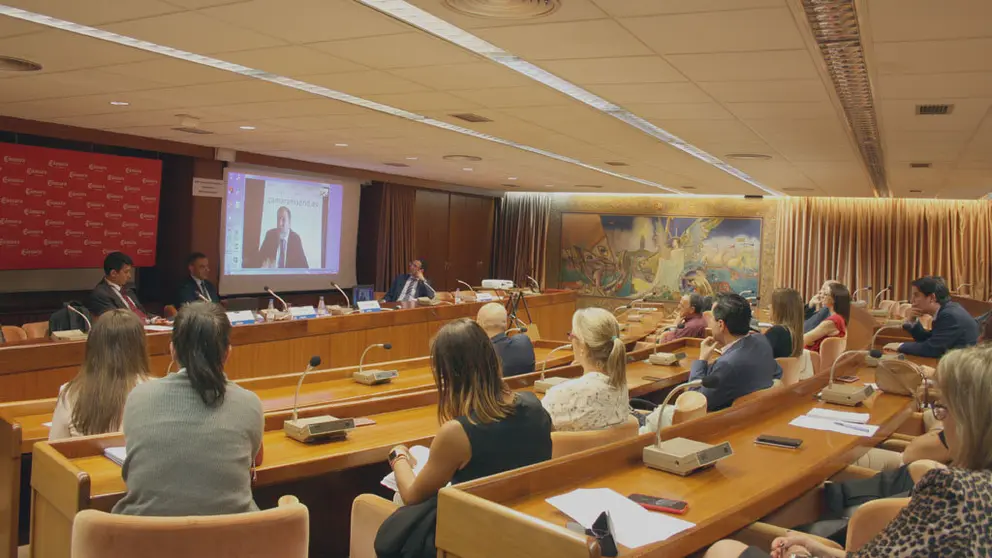 Asistentes a la jornada sobre compliance en la C&aacute;mara herculina.