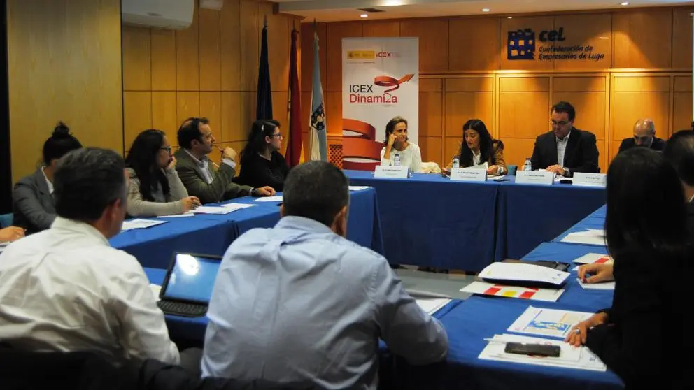 Asistentes a la jornada sobre el Brexit en la Confederaci&oacute;n de Empresarios de Lugo.