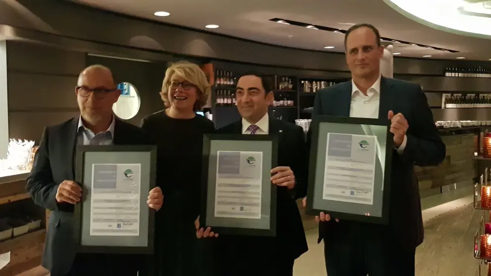 Entrega del certificado EcoPorts al Puerto de Vigo.