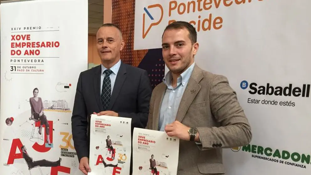 Jorge Cebreiros y Jes&uacute;s Rey en la presentaci&oacute;n del XXIV Premio Xove Empresario de Pontevedra.