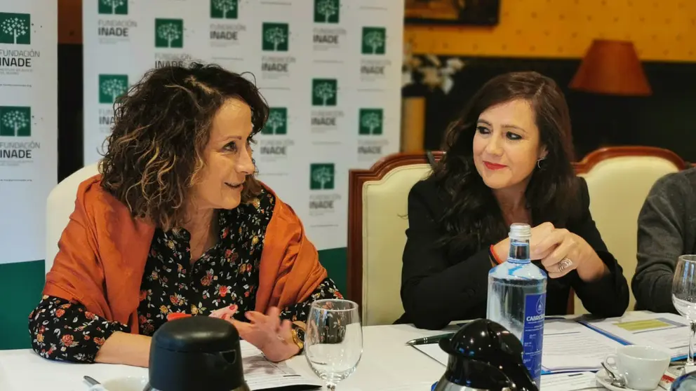 Consuelo Cameselle y Ana Alonso guiaron el debate.