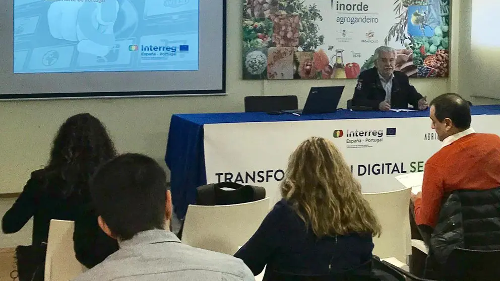 El presidente del Inorde, Rosendo Fern&aacute;ndez, en la presentaci&oacute;n de las acciones del proyecto Agriconet 4.0 en Xinzo de Limia.
