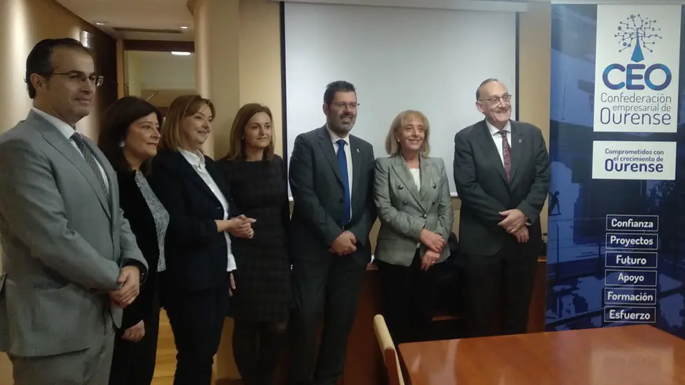 Representantes de la Confederaci&oacute;n Empresarial de Ourense y la Universidad de Vigo, en un momento previo a la reuni&oacute;n.