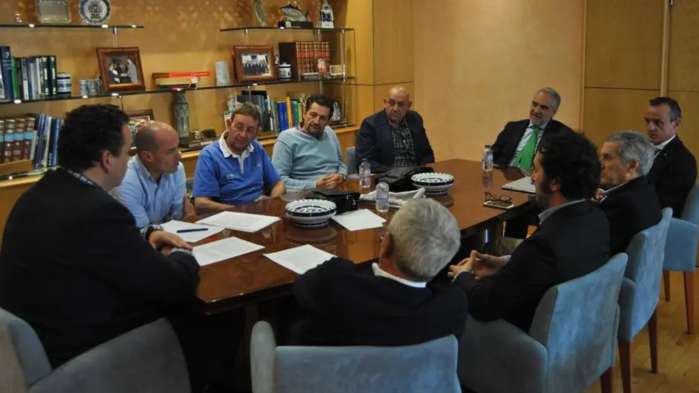 Creuniones del Consejo de Administraci&oacute;n de la CEL, &oacute;rgano de gobierno de la CEL del que tambi&eacute;n forma parte Chech&eacute; Real.