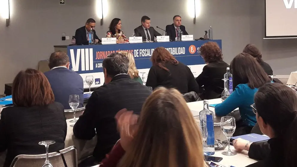 Acto de inauguraci&oacute;n de las VIII Jornadas T&eacute;cnicas de Fiscalidad y Contabilidad, en A Coru&ntilde;a.