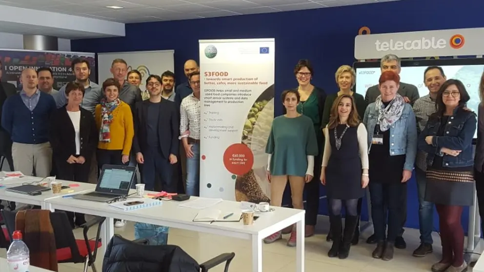 Foto de equipo de los socios del proyecto europeo S3FOOD.