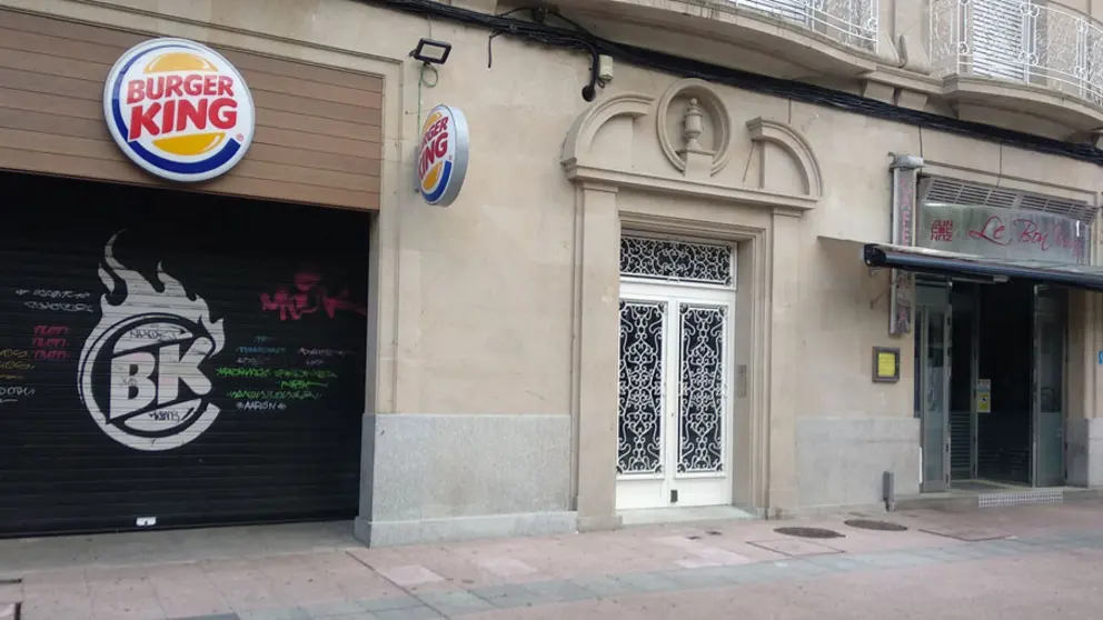 El sector servicios suma 6.619 nuevos parados en marzo.