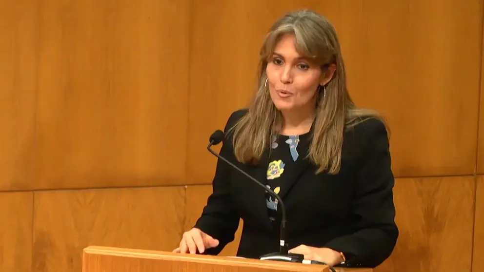 Lucy Amigo, vicedecana del Colegio de Economistas de Pontevedra./UVIGO TV.