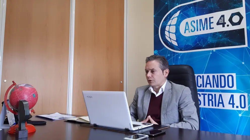 Enrique Mall&oacute;n, secretario general de Asime, en la rueda de prensa.