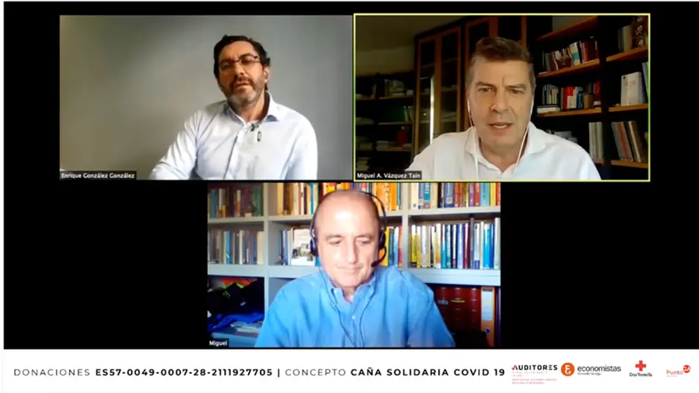 Enrique Gonz&aacute;lez, Miguel A. V&aacute;zquez Ta&iacute;n y Miguel Sebasti&aacute;n, en el evento solidario.