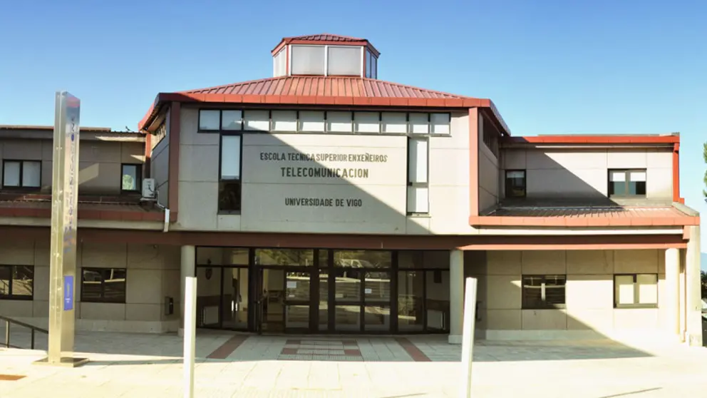 A Escola de Enxe&ntilde;ar&iacute;a de Telecomunicaci&oacute;n da Universidade de Vigo.