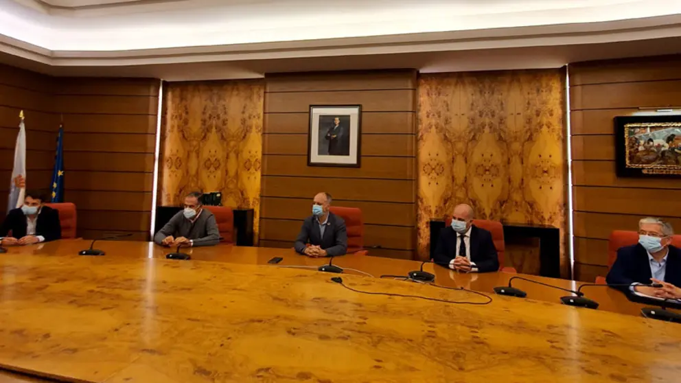 Representantes de Zona Franca, Vigo Activo y Ceaga, entidades promotoras de sociedad &ldquo;Infraestructura Log&iacute;stica 4.0&rdquo;.